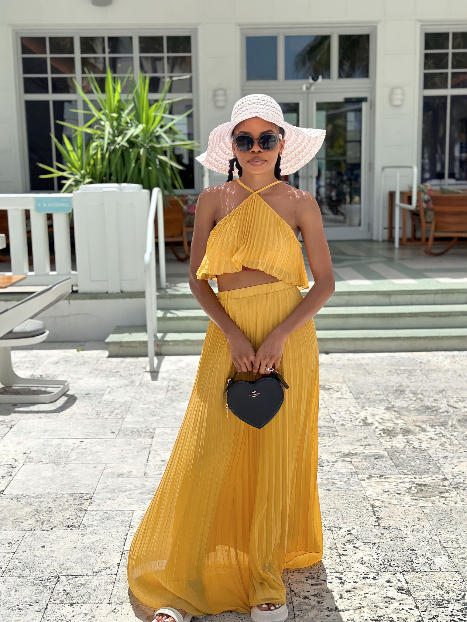 Solid Pleated Alter Neck & Skirt

I wore this two piece during my honeymoon and it made me stand out. 
This was my very first time wearing a yellow outfit and I instantly fell in love with how much it popped out. I received a ton of complements about this two pieces .

#LTKfindsunder100 #LTKstyletip #LTKSeasonal
