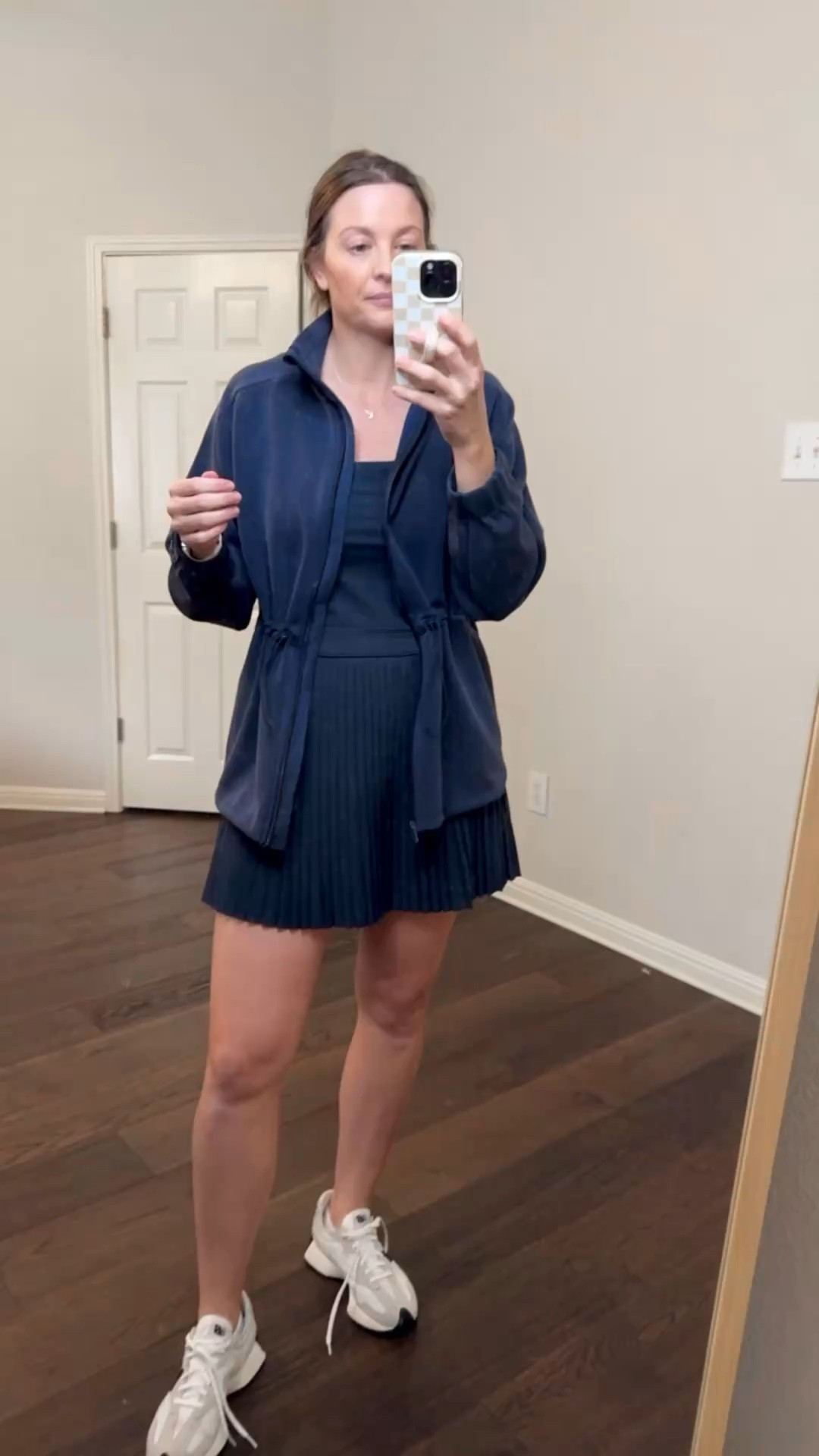 Target all in motion jacket tts small
Work out dress tts M
New Balance tts 