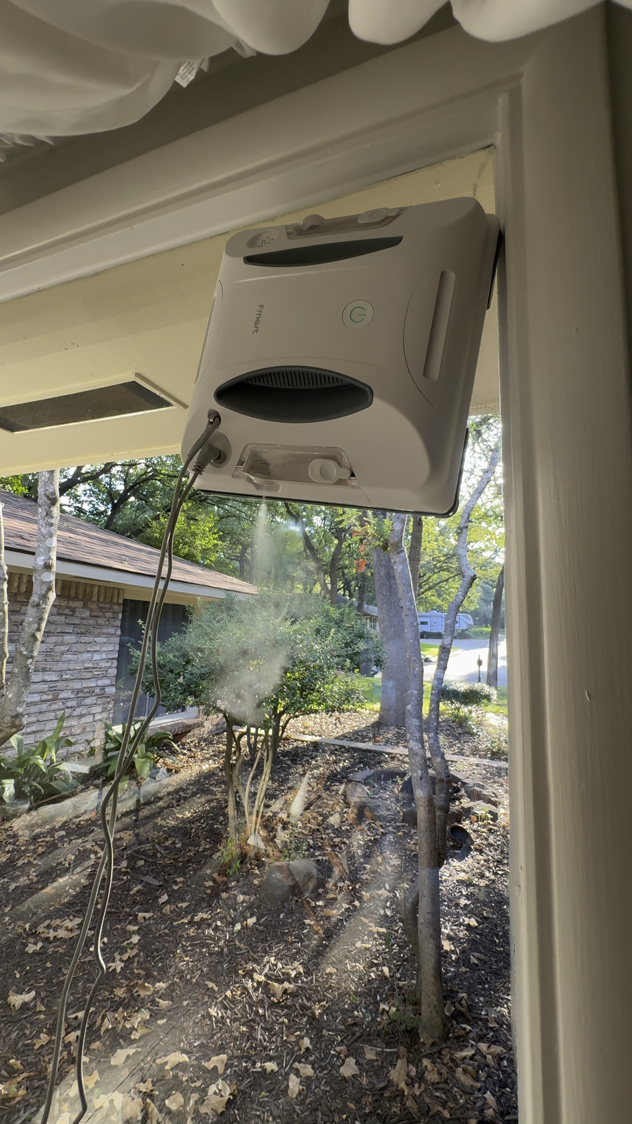 Robot window cleaner!

This window robot cleaner is a game changer! Simply plug it in, fill it with water, and sit back as it cleans the insides and outsides of all your windows!

Smart window cleaner under $200, robot window cleaner under $200

#founditonamazon #amazonmusthaves

#LTKHome