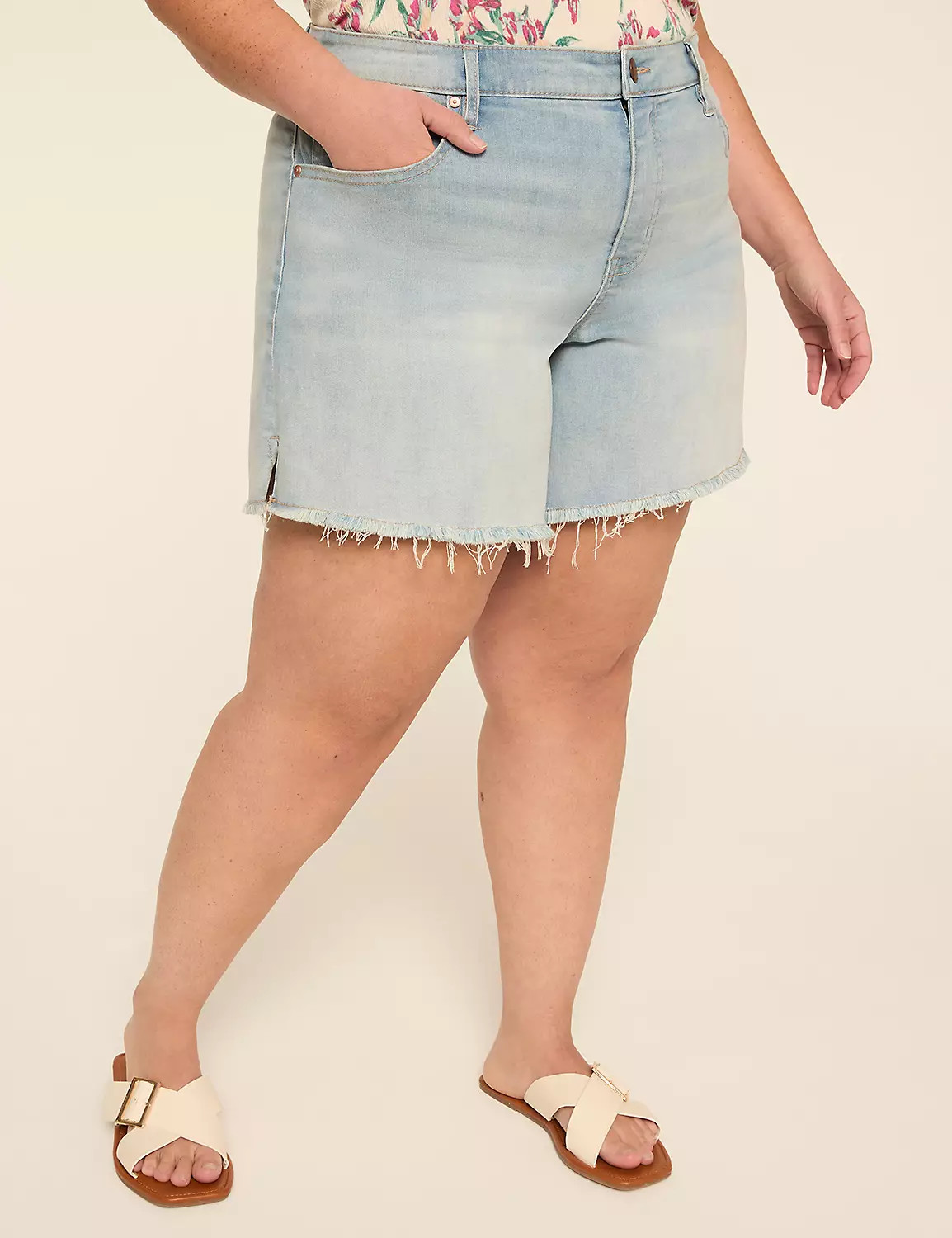 Girlfriend Short- 5.5" Inseam | Lane Bryant (US)