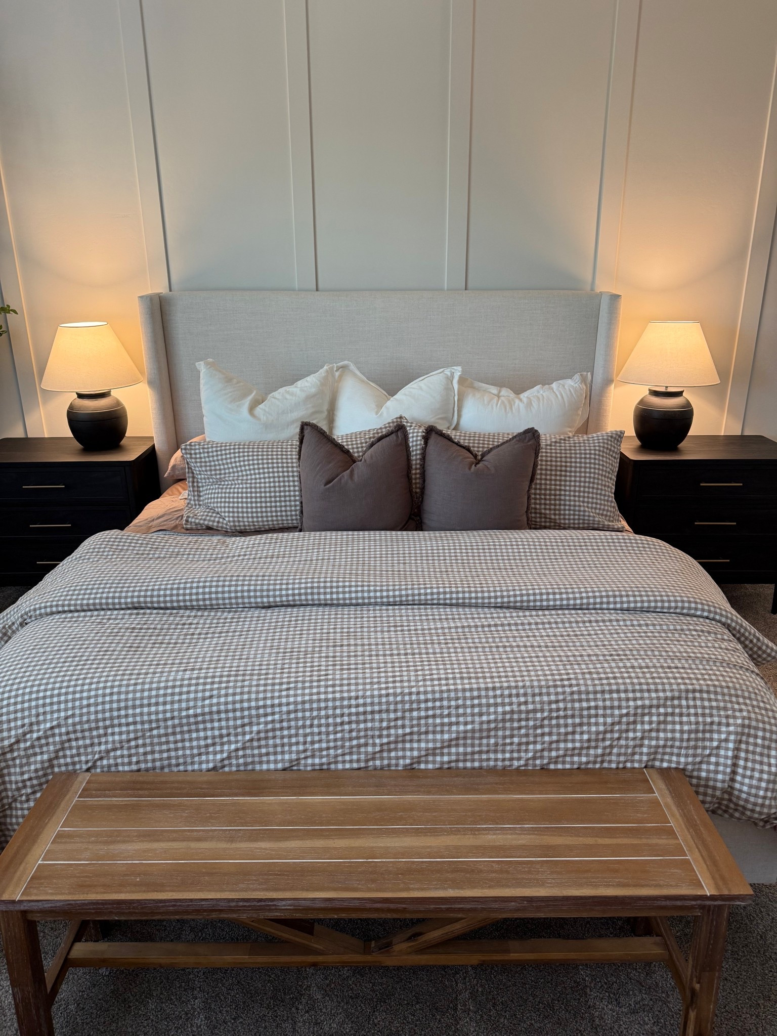 Gingham bedding 🤎☁️ 
Brown pillow cases are 20x20
Inserts are 22x22 for very full look