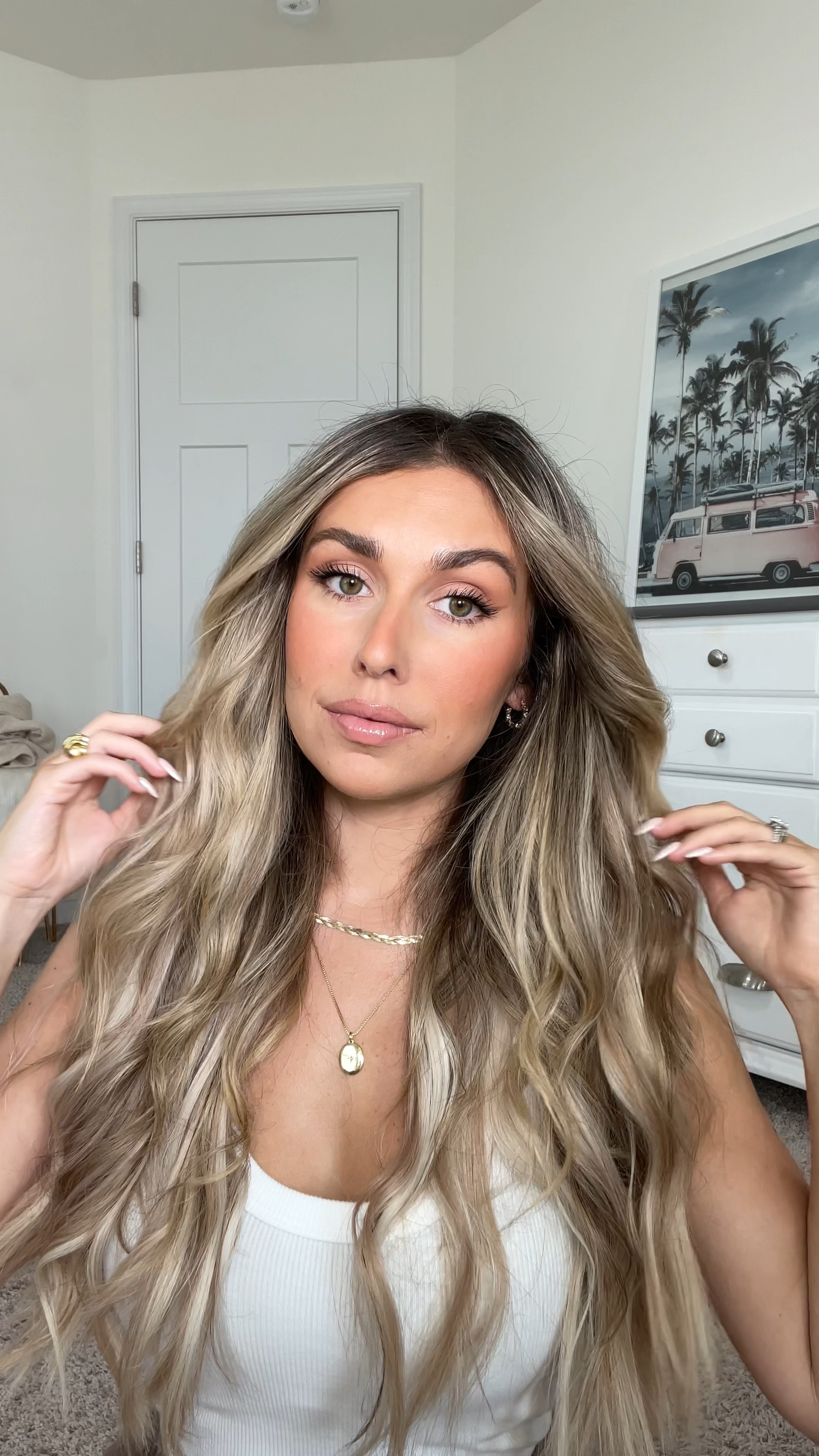 Bouncy Beach Wave 🫶🏼 using the tapered wand from my T3 whirl trio! Code KAITCT320 to save 20% off! 

#LTKbeauty #LTKFind #LTKstyletip