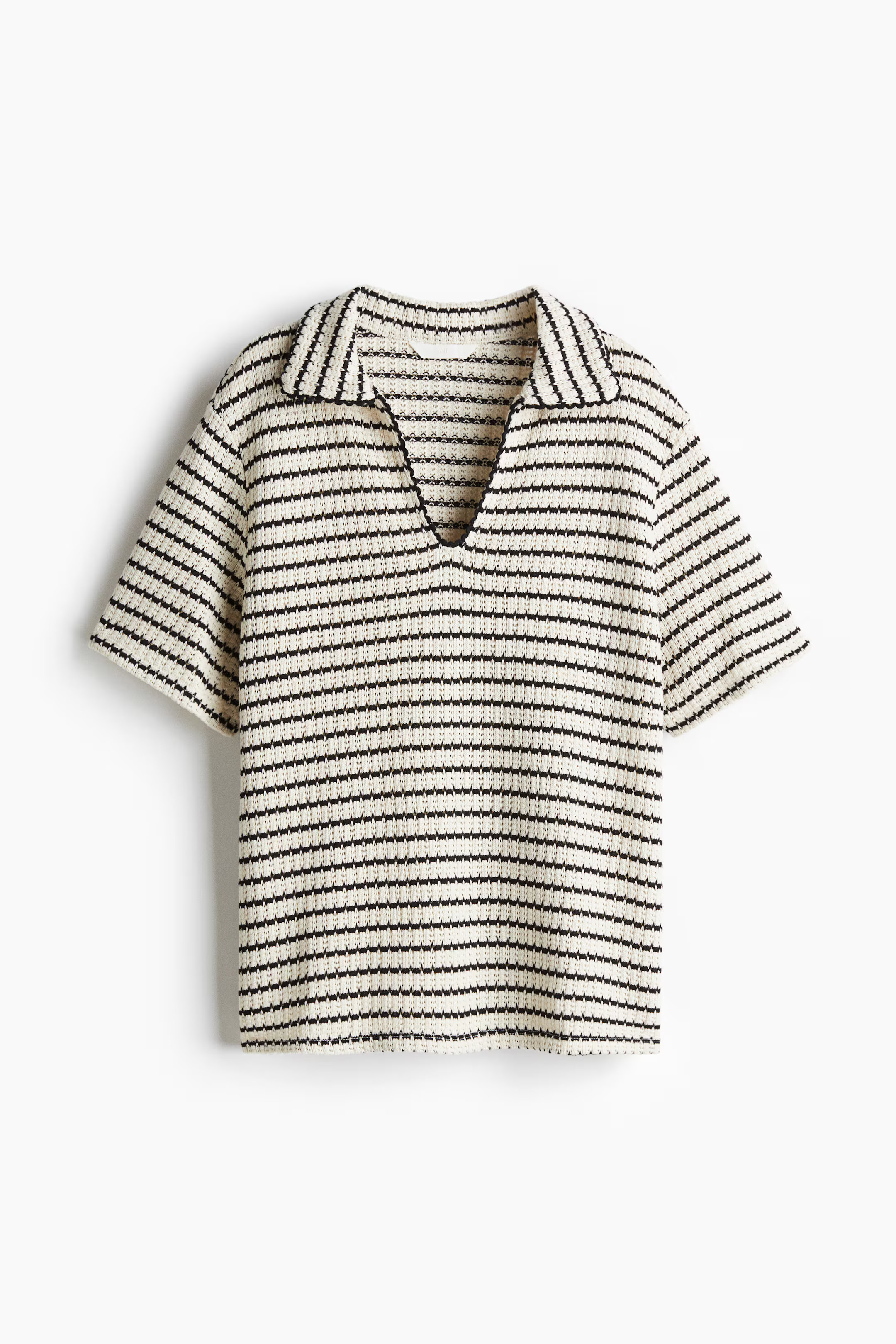 Textured-knit collared top | H&M (UK, MY, IN, SG, PH, TW, HK)