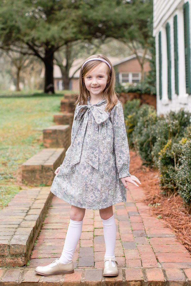 Home

  

    
    ›
    Allie Dress in Evie Floral | Grace and James Kids
