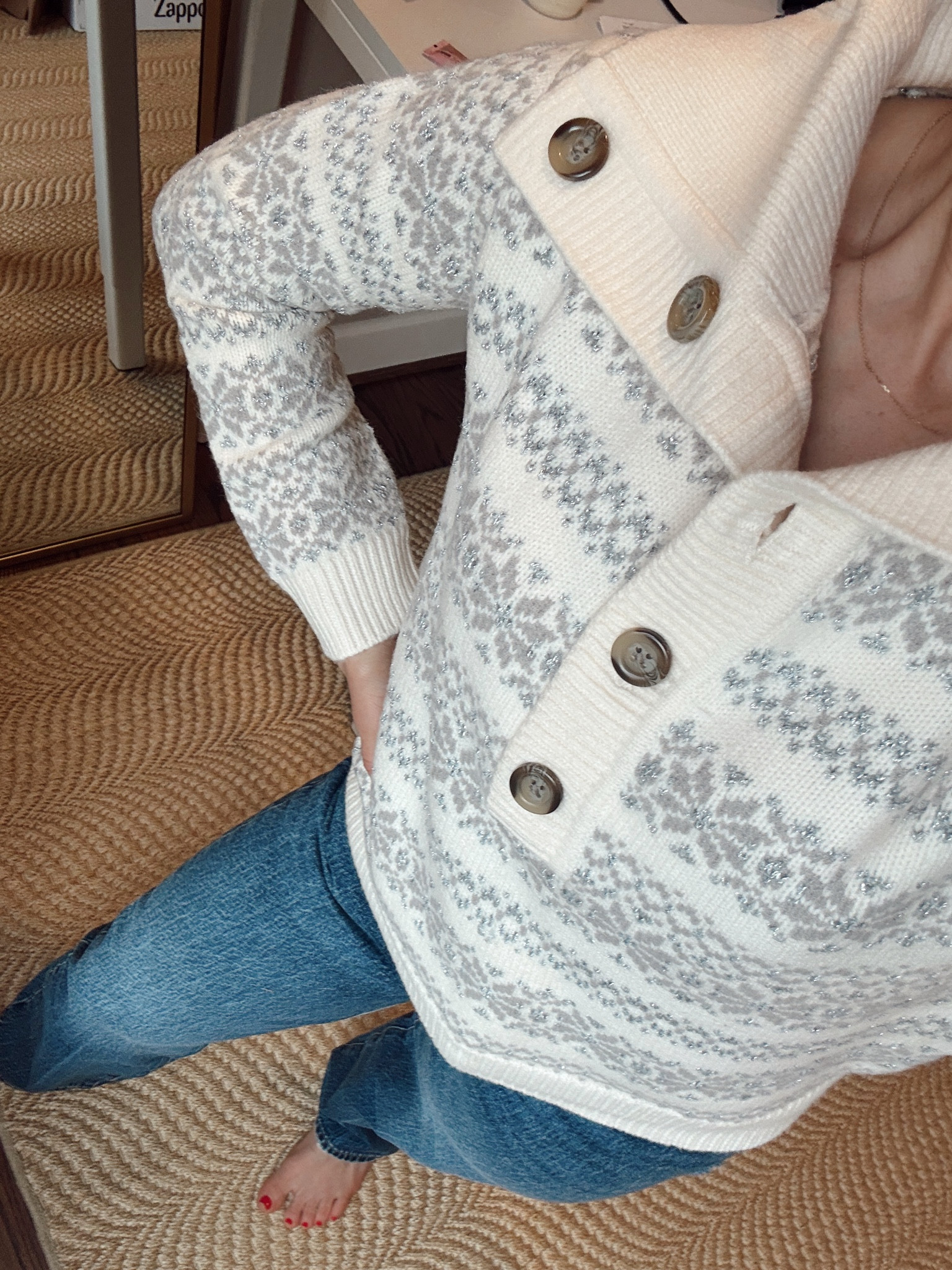 This sweater is so comfortable, and the shimmer detailing is perfect for the holidays!

#LTKSeasonal #LTKootd #LTKHoliday