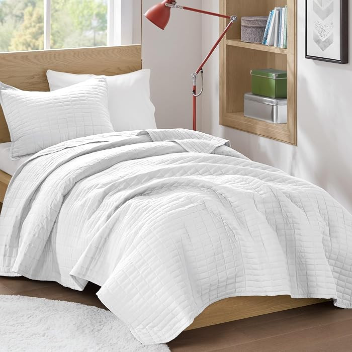 Comfort Spaces Kienna Quilt Set- Double Sided Stitching Design Summer Blanket, Lightweight, Soft,... | Amazon (US)