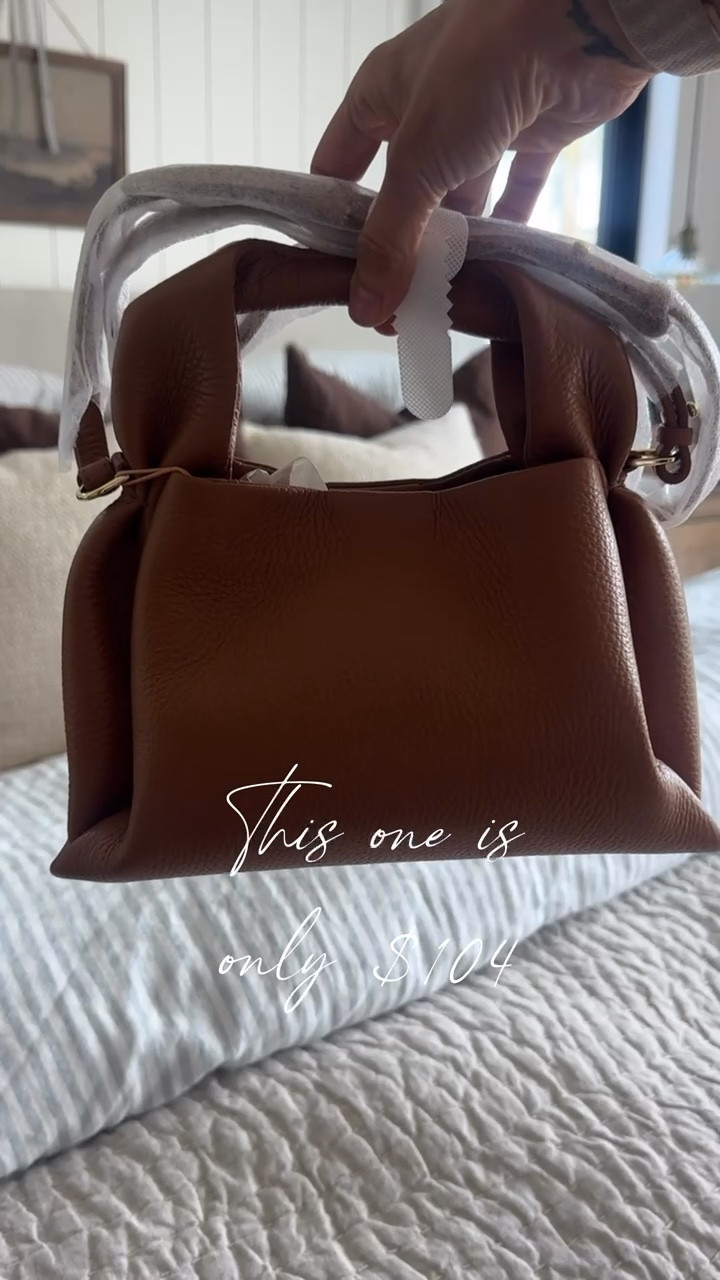 This $104 @Quince bag is GORGEOUS! It’s almost an exact dupe for a Paris brand that cost over $540.

#LTKSeasonal #LTKootd