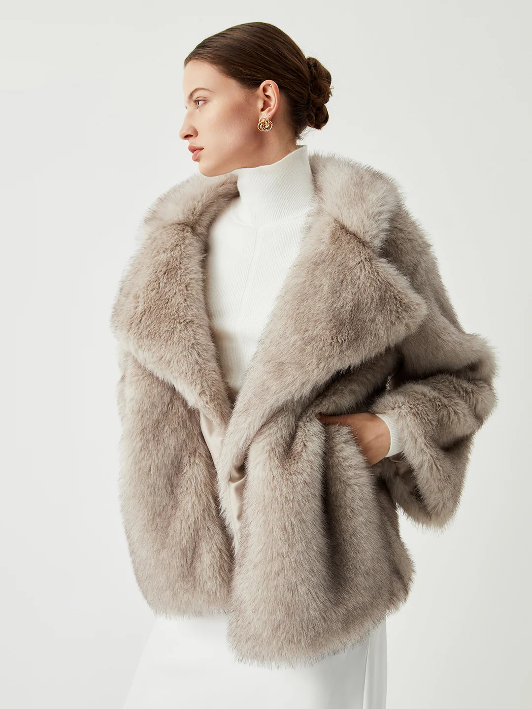 Oversized Collared Faux Fur Coat | Commense