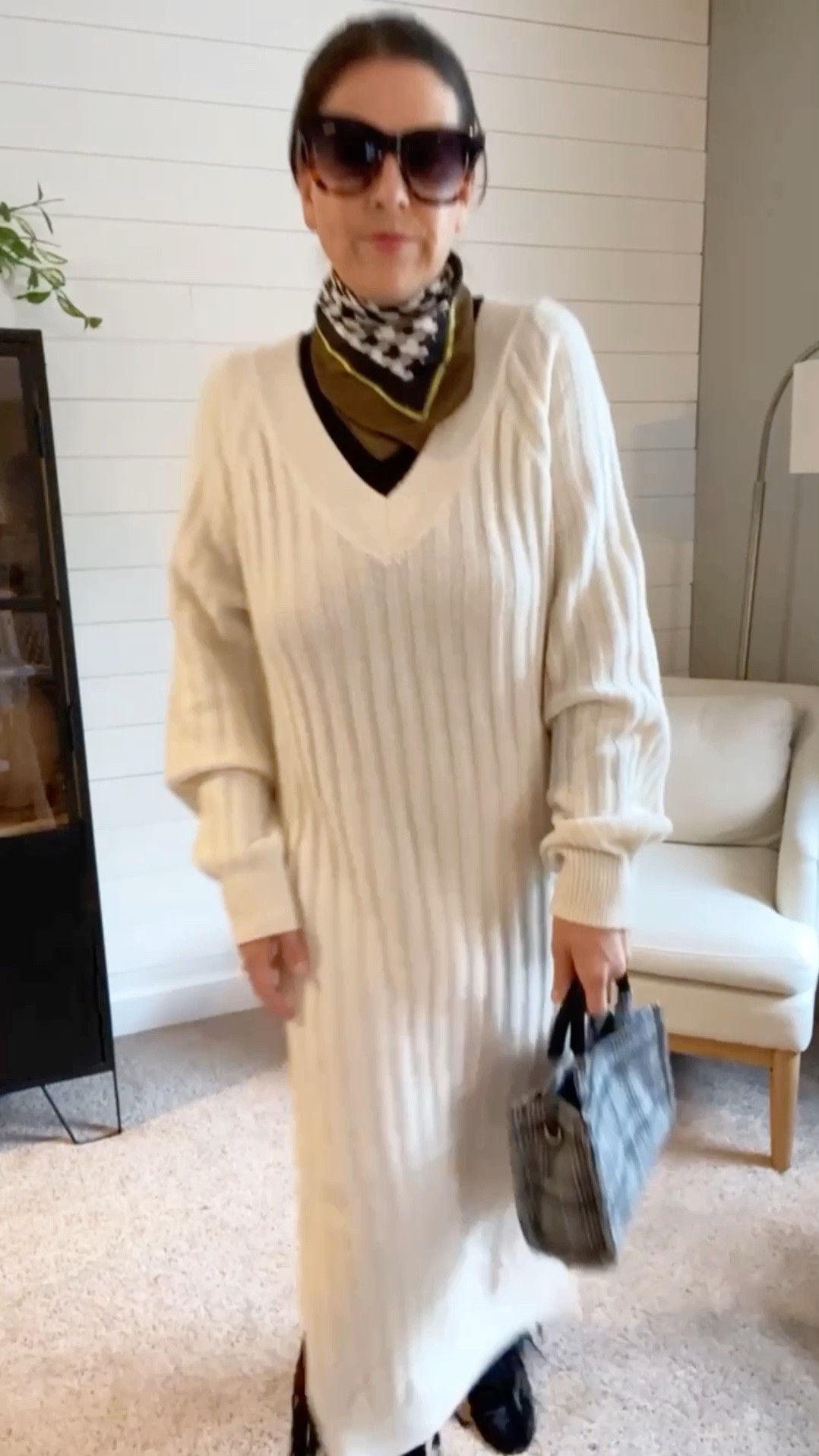 Who wore it better?! 😉 💁🏻‍♀️


#LTKstyletip #LTKunder100 #LTKSeasonal