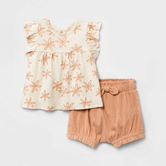Grayson Mini Baby Girls' 2pc Floral Top & Shorts Set - Pink | Target