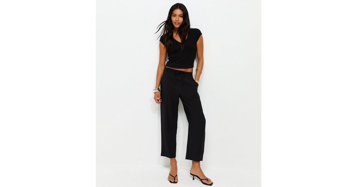 Women's Black Woven Ankle Grazer Trousers New Look | New Look (UK)