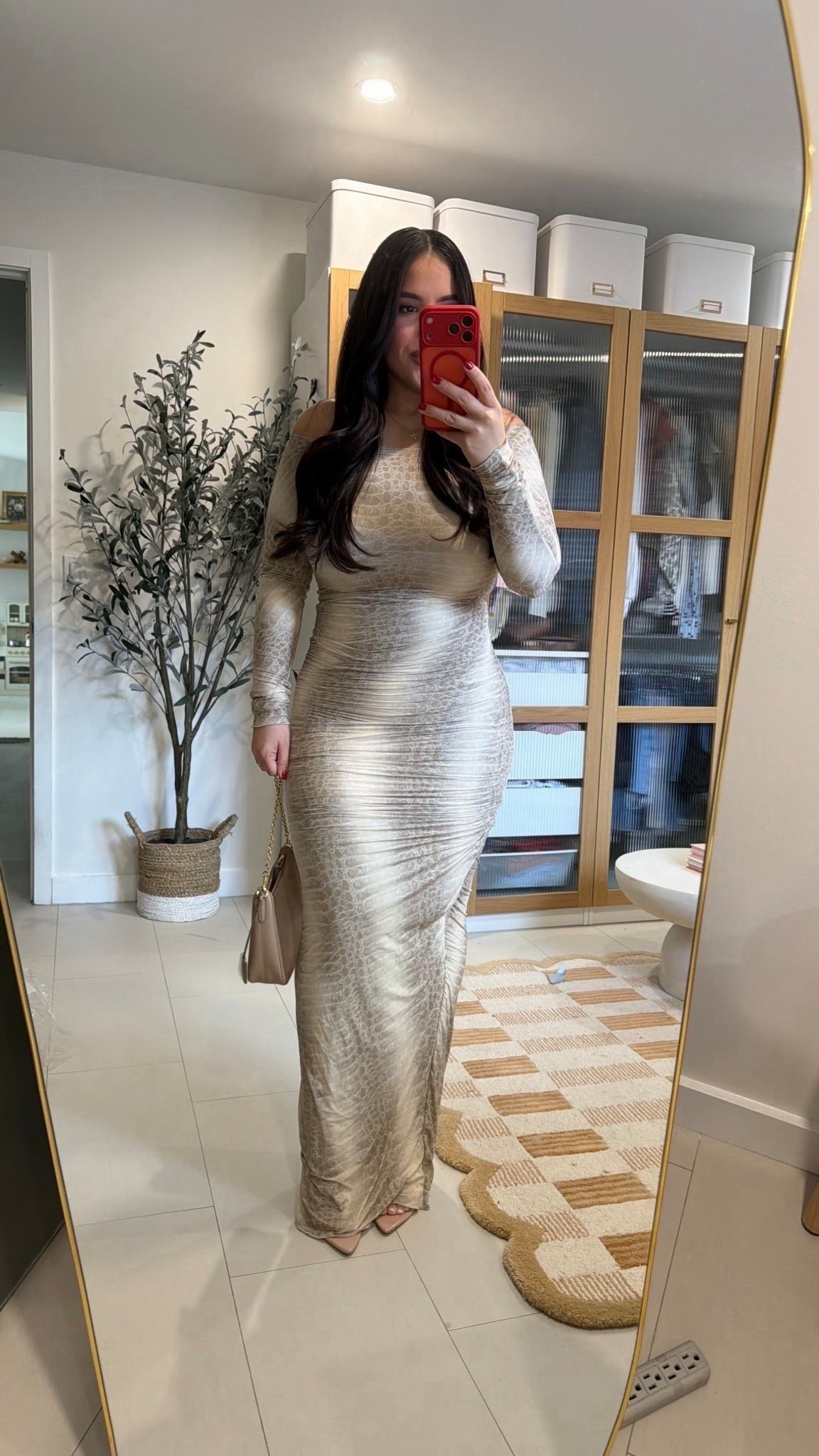 Ready for date night! Dress in a size L but could’ve sized down!!



#LTKootd #LTKMidsize #LTKgrwm