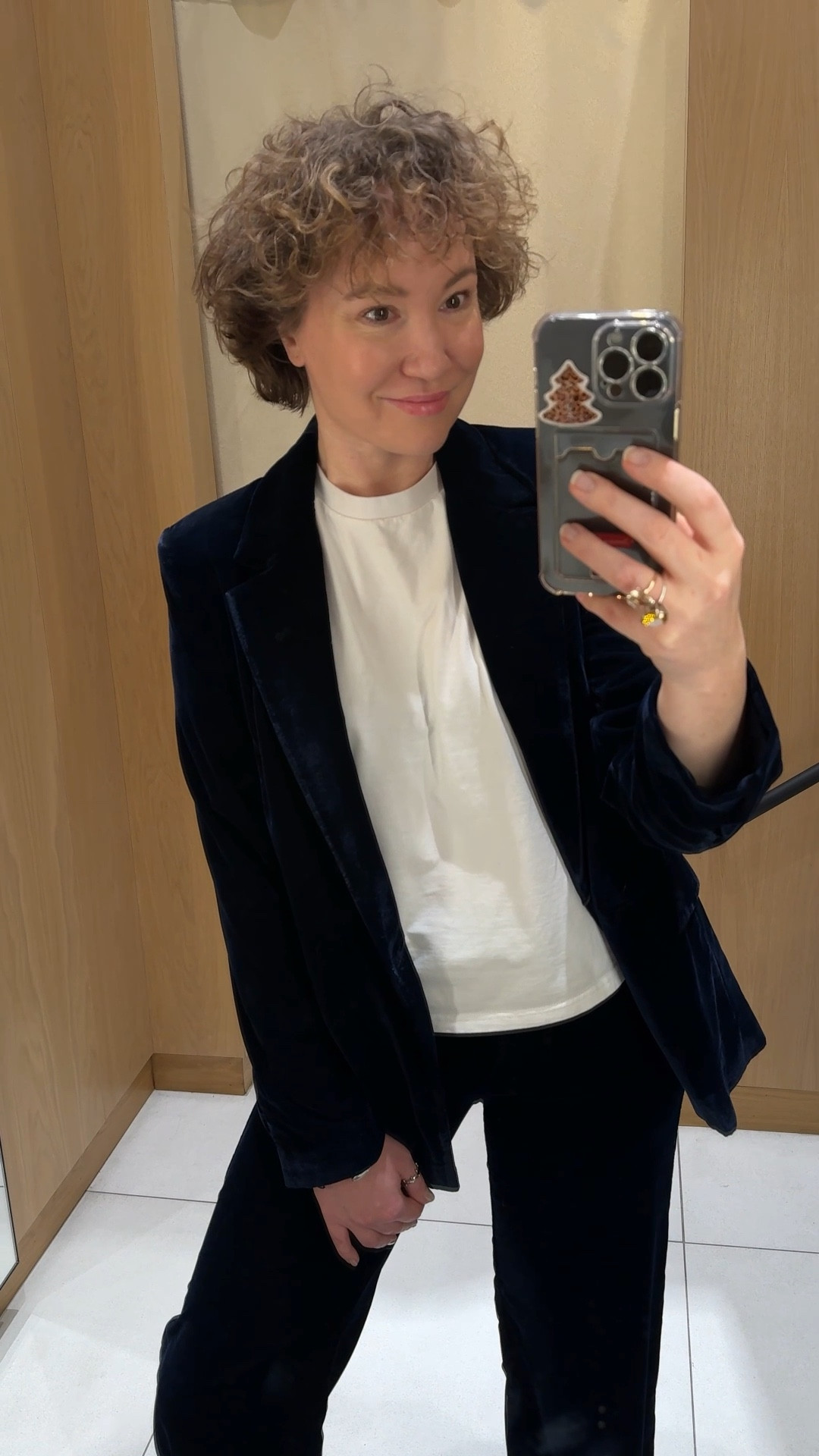 Who says evening wear has to be complicated? Loving this elevated yet effortless formula. A matching corduroy blazer and trousers do all the work, while a classic white tee makes it feel relaxed and personal. The ultimate chic, low-maintenance look for a night out.

Velvet suit
Velvet jacket 
Velvet blazer
Velvet pants 
Velvet trousers 

#FindsUnder100 #Workwear #LTKsalealert #LTKSeasonal #LTKU

#LTKvlog #LTKTall #LTKootd