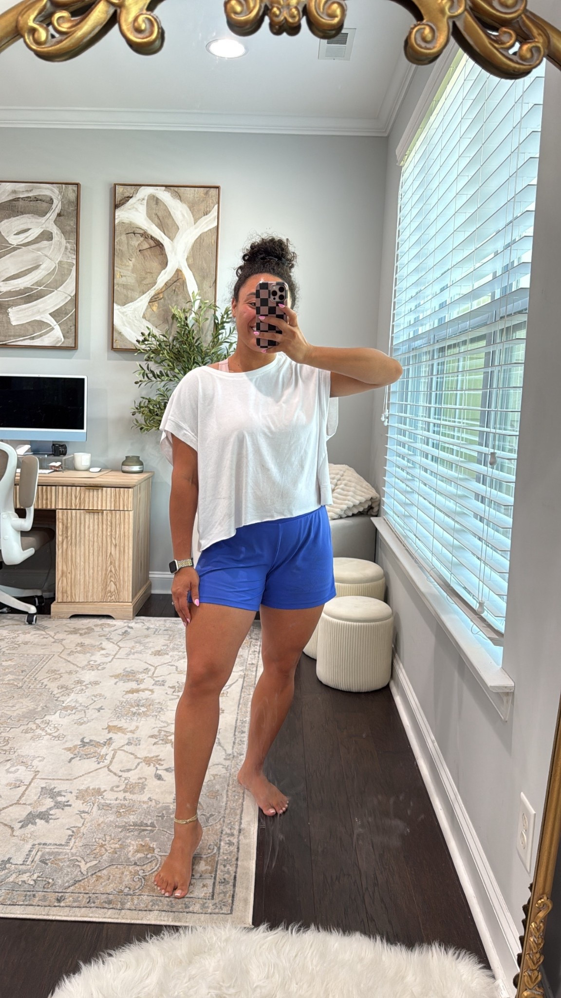 I have an obsession with these halara shorts wearing a medium in both pieces

#LTKMidsize #LTKSeasonal #LTKActive