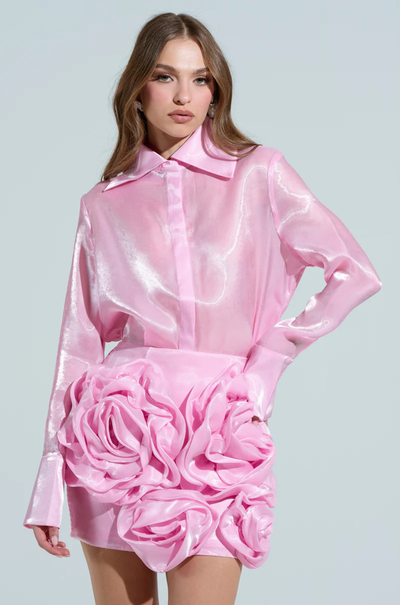 PRETTY HOT BUTTON DOWN TOP | AKIRA