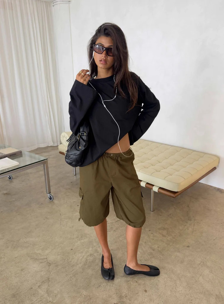 Allyza Baggy Cargo Shorts Olive | Princess Polly US