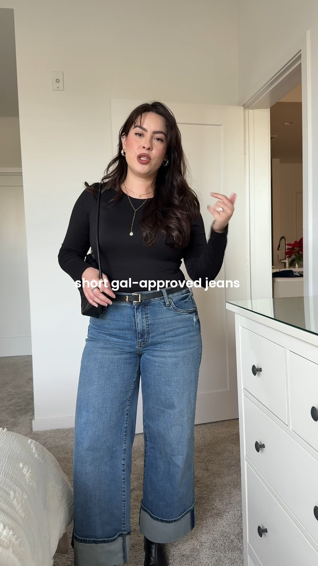 Petite jeans — short girl jeans/ loving the length, I’m 5’2 for reference so if you’re shorter these might fit you even better 

#LTKootd #LTKgrwm #LTKHoliday