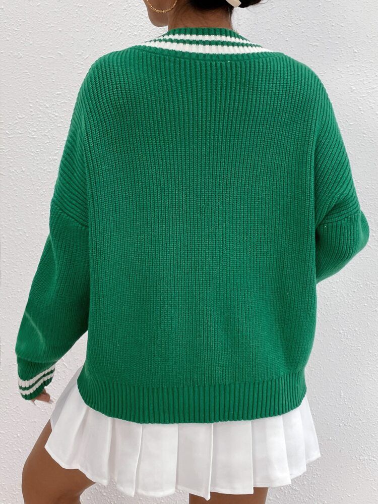 New
     
      Drop Shoulder Cricket Sweater | SHEIN