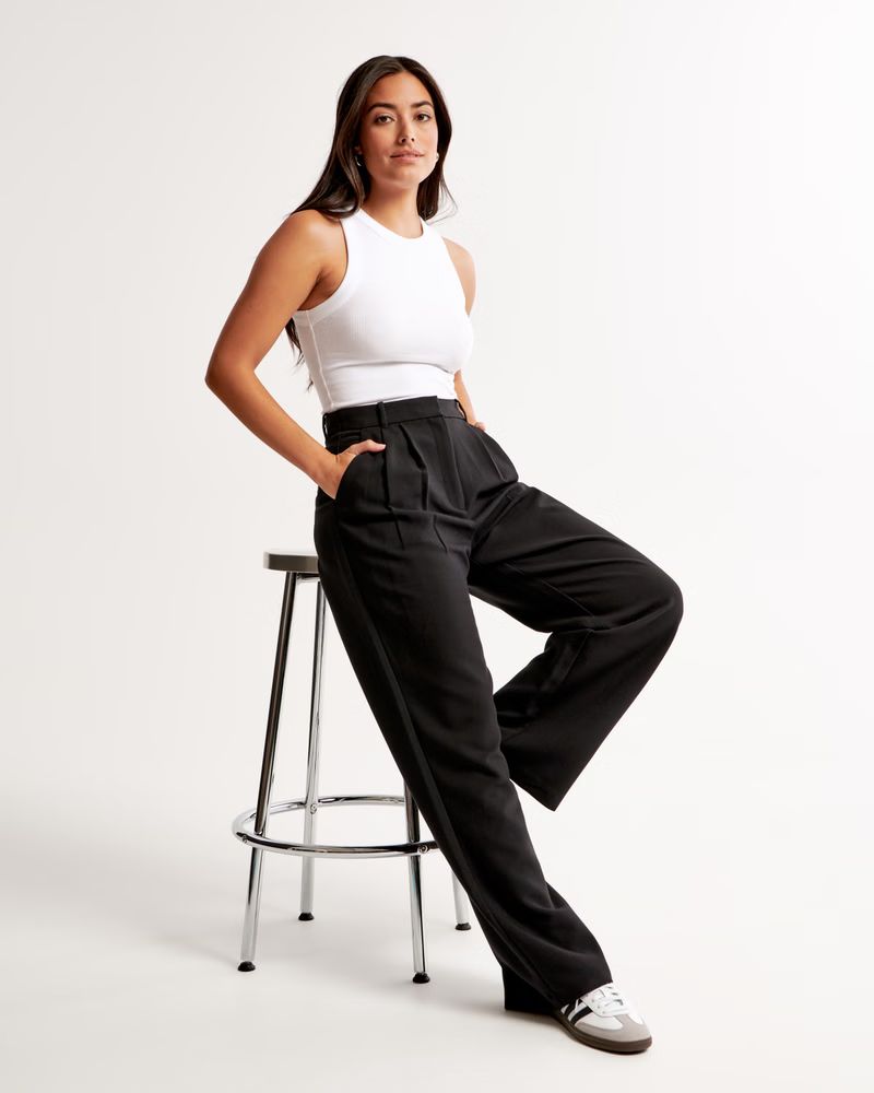 Women's Curve Love A&F Sloane Tailored Pant | Women's Fall Outfitting | Abercrombie.com | Abercrombie & Fitch (US)