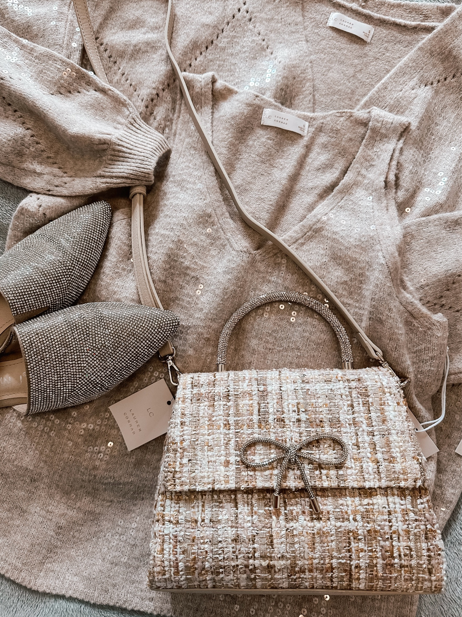LC Lauren Conrad | Sweater Set | Fall Fashion | Holiday Style 

#holidaystyle #holidaylooks #fallfashion #kohlsfind #lclaurenconrad #sparklebow #sparkleaccessories #amazonfinds

#LTKSeasonal #LTKGiftGuide #LTKStyleTip