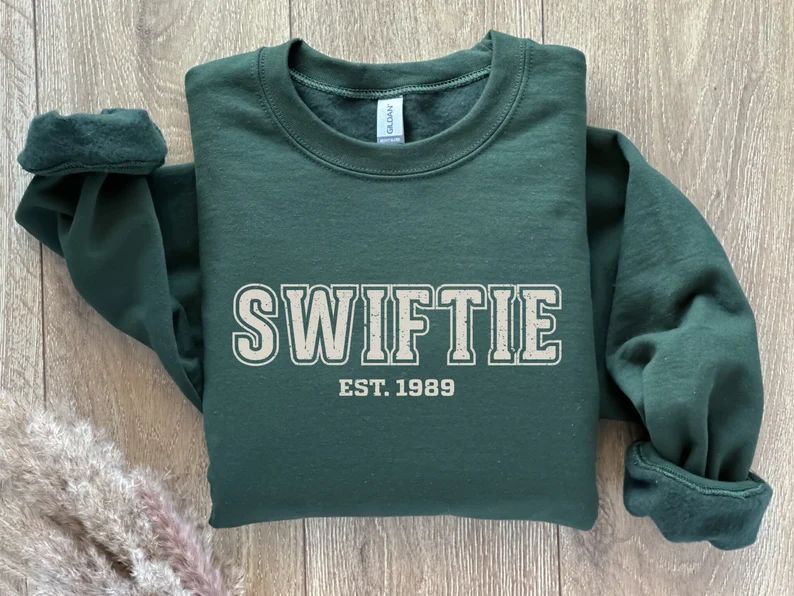 Swiftie Sweatshirt 1989 Taylor's Version Sweatshirt - Etsy | Etsy (US)