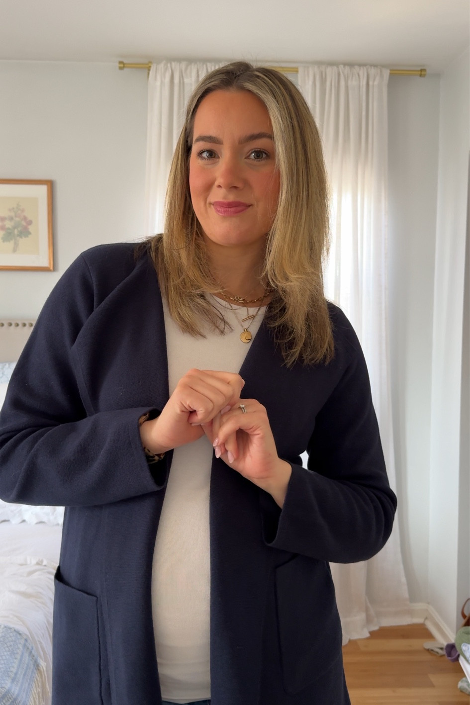 Maternity friendly long sweater. Wearing my normal size (medium). Runs big so if I wasn’t pregnant, I would size down! 

Also linking similar jeans!! 