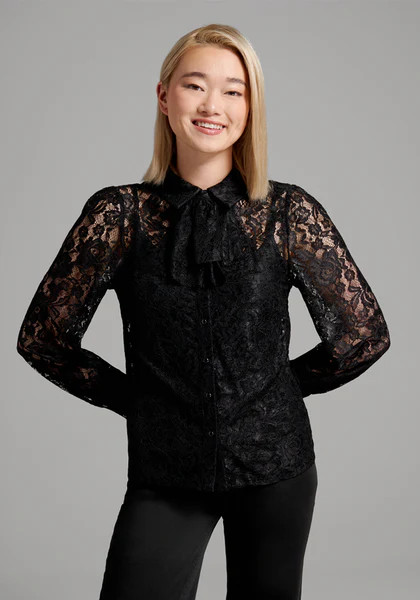 Darken Your Doorway Blouse | ModCloth