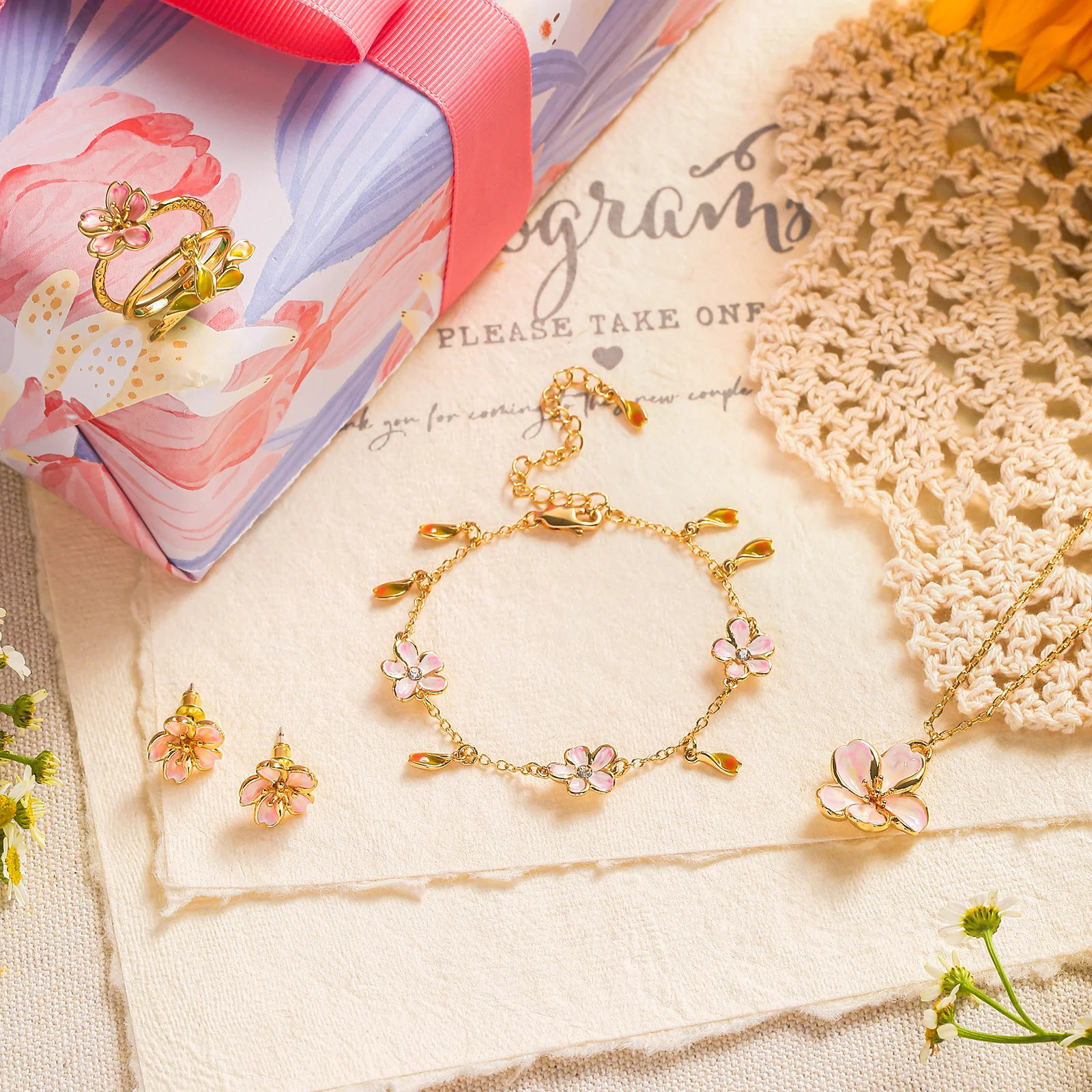 Sakura Jewelry Set with Gift Wrapping | Selenichast