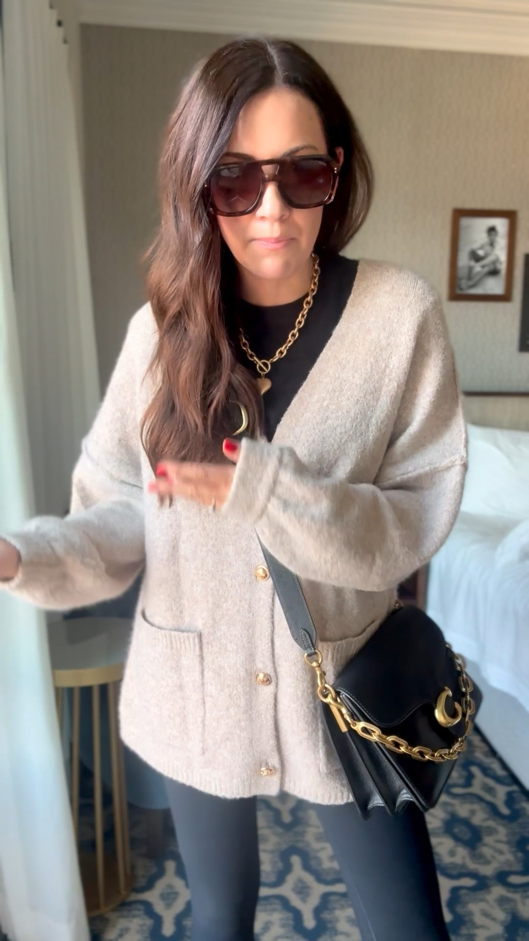 Alfred idea for when you want to elevate your leggings! Love this Amazon cardigan— perfectly oversized👏🏻
Tee-extra small
Leggings-small
Cardigan-smalll

#LTKSaleAlert #LTKootd #LTKFindsUnder50