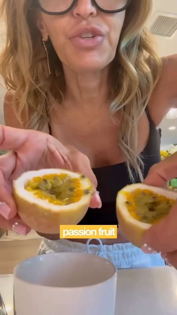 Healthy, quick, and hits the spot every time for a light breakfast, but also a good late night snack 🥭🍯🥰💛 

 #LTKHome #LTKStyleTip