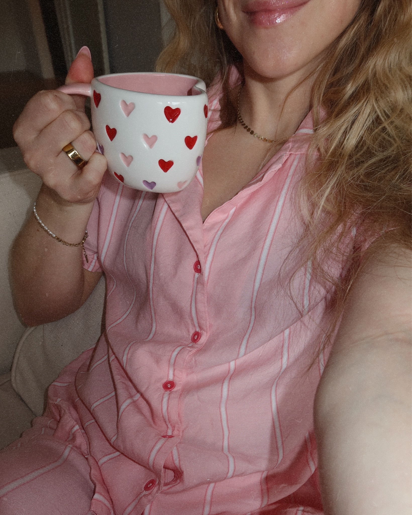 valentine’s day pjs 💌🎀💄💘

code CE-LIVFIT to save 40%!!

#valentinesday #valentinesdayoutfit #cozyearth #loungewear #lounge #cozyhome #pajamas #pjs 

#LTKHome #LTKStyleTip #LTKSaleAlert