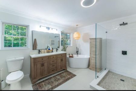 Bathroom home decor 
Neutral home 
Beauty finds 
Rug 


#LTKGiftGuide #LTKhome #LTKsalealert