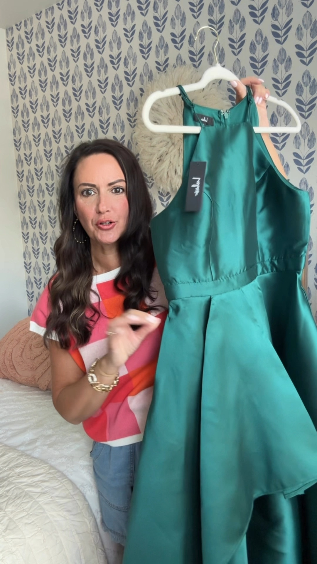 Love this dress that's just $79! Perfect wedding guest or holiday party dress! 
.


#LTKParties #LTKWedding #LTKCon