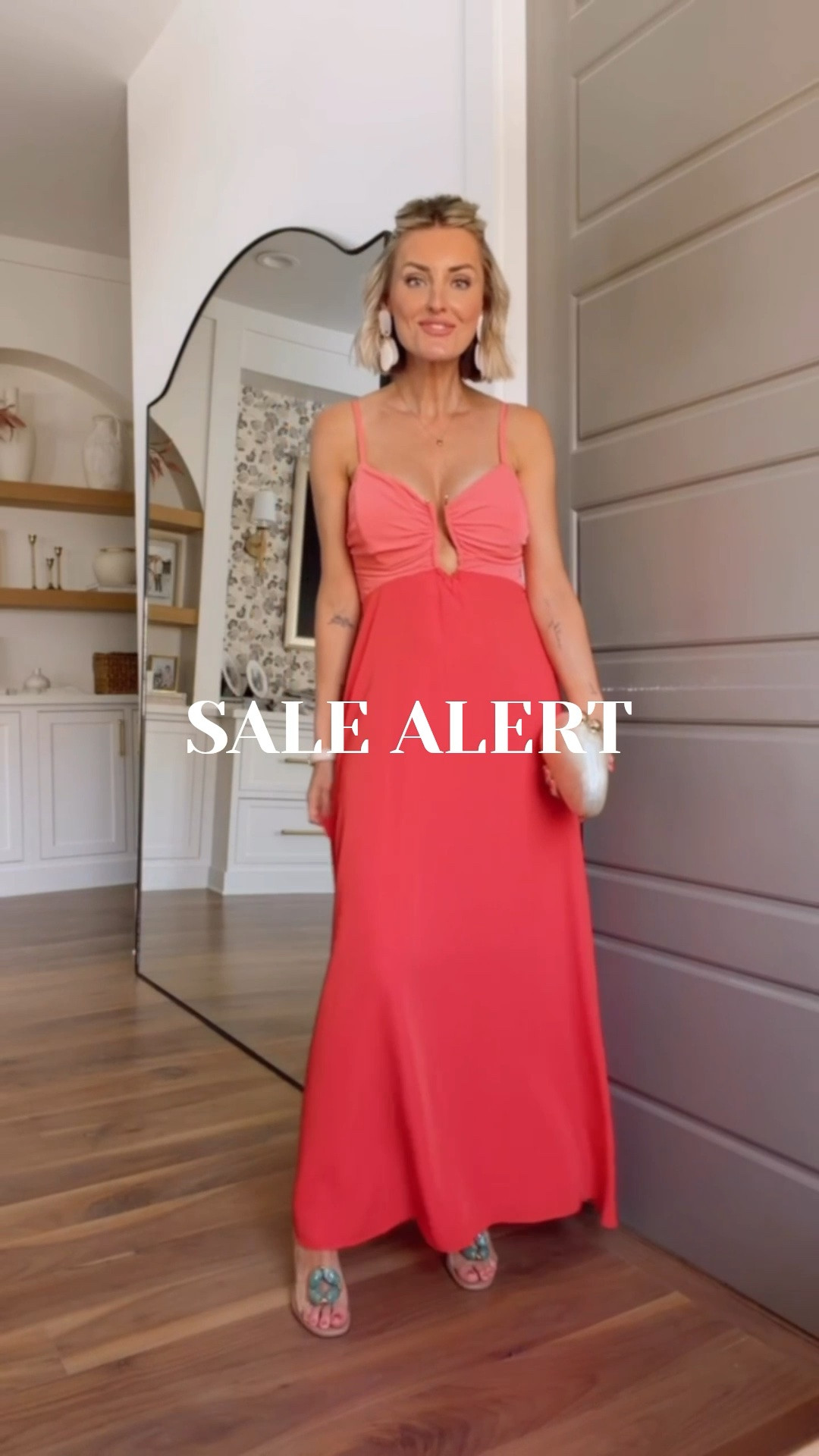 The color block design on this @abercrombie dress 😍 the hardware closure is also such an elevated touch! The perfect summer event or vacation dress! The built in bra is also a game changer. Use code AFLOVERLY at checkout for 15% off almost everything! Wearing S

Loverly grey, event dress, cocktail dress, coral color block maxi, flowy summer dress, beach fashion, resort wear style inspo, wedding guest dress, Abercrombie sale discount code, affordable fashion finds

#LTKSaleAlert #LTKWedding #LTKSeasonal