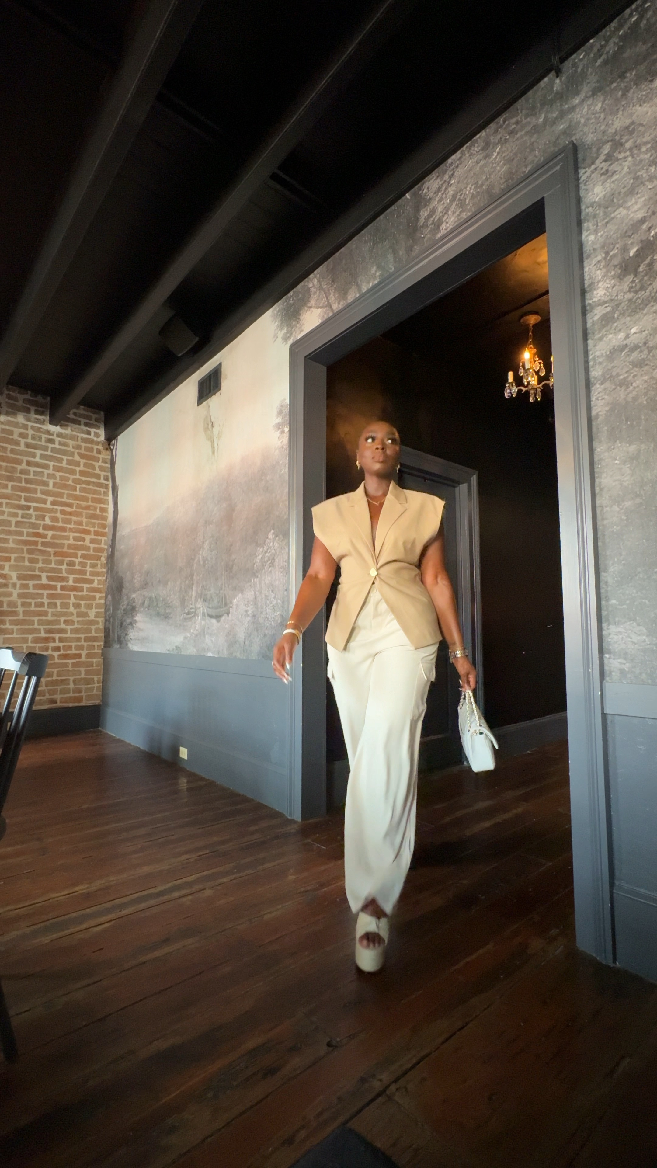 Whew! Love this neutral number… effortless and chic. Urban Revivo got a lil one two, one two, mmmkay! 

#LTKFindsUnder100 #LTKSummerSales #LTKStyleTip