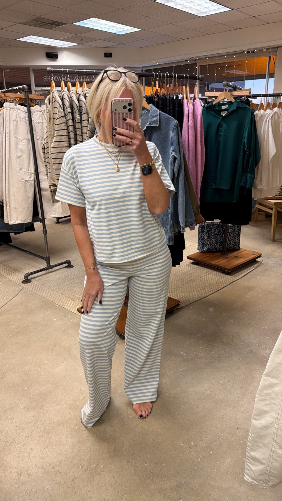 Comfy set 🤍🙄

#LTKTravel #LTKootd #LTKOver40