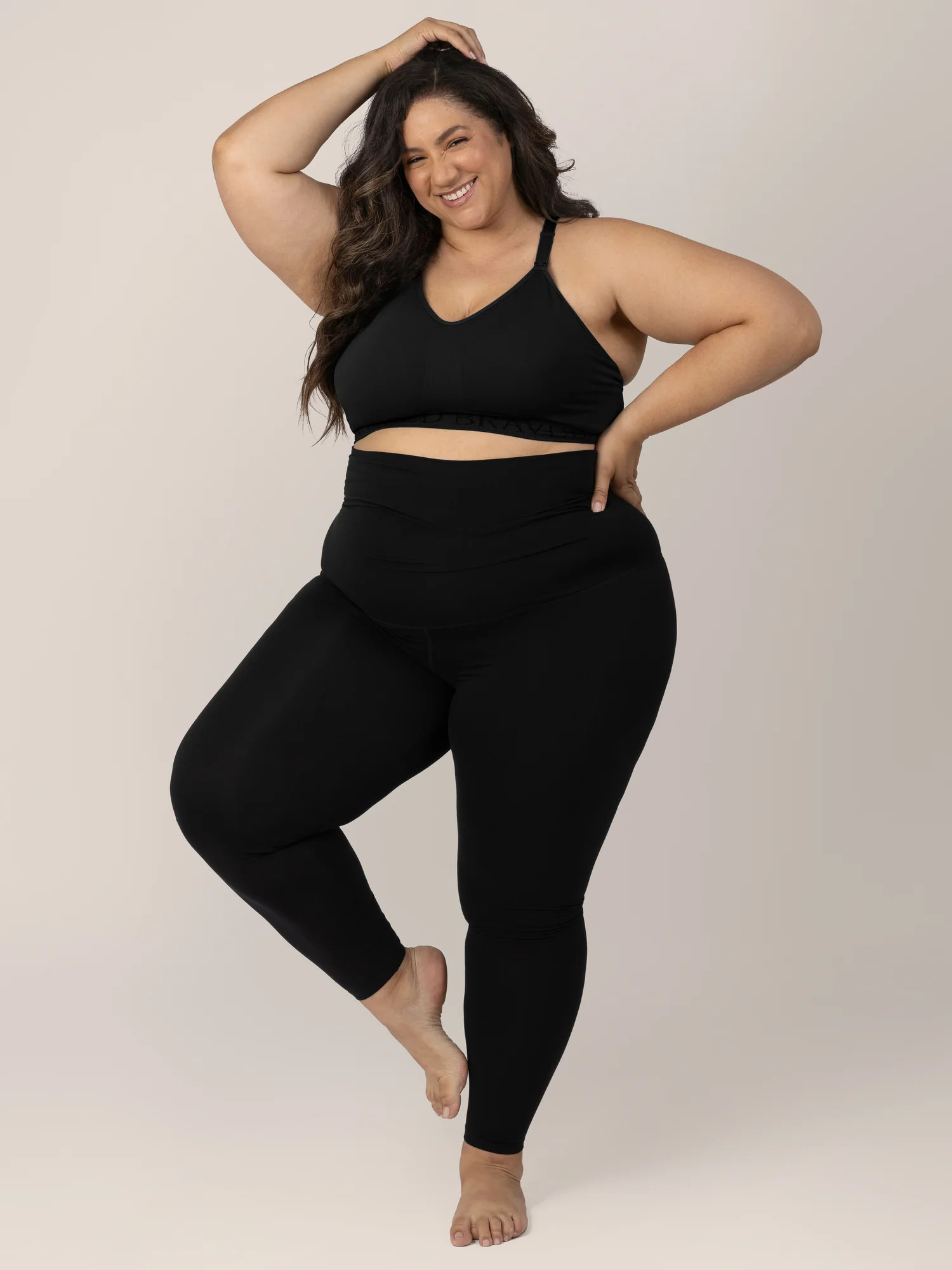 Sublime® Hands-Free Pumping & Nursing Sports Bra | Black - Kindred Bravely | Kindred Bravely