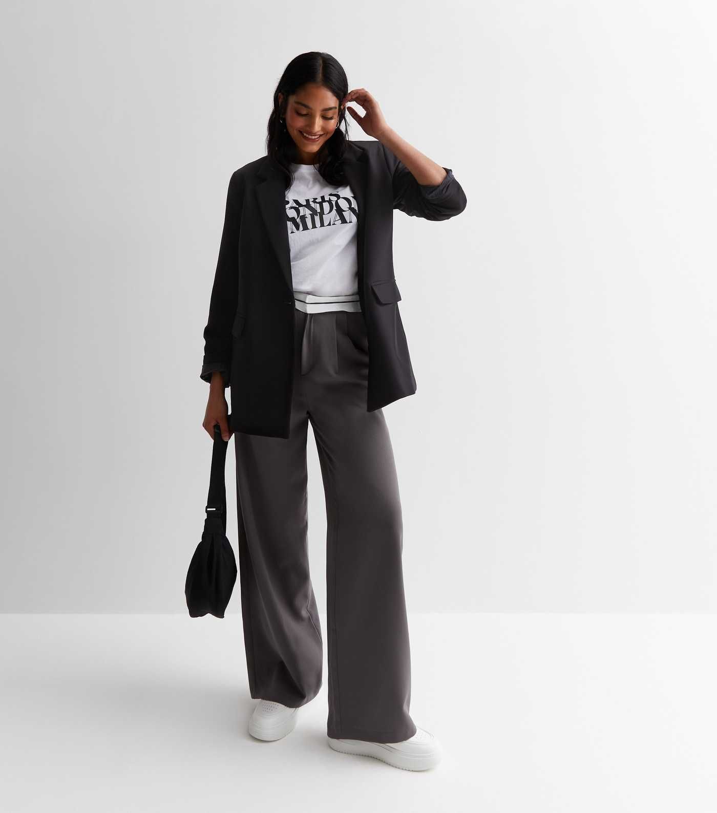 Grey Contrast Waistband Wide Leg Trousers
						
						Add to Saved Items
						Remove from Saved... | New Look (UK)