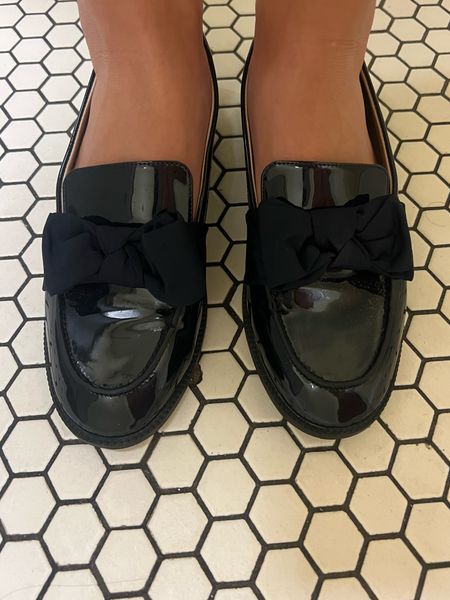 Bow work shoes / work flats / work loafers / bow accents / bow accessories / law school / law school outfits / women’s suits

#LTKsalealert #LTKworkwear #LTKshoecrush