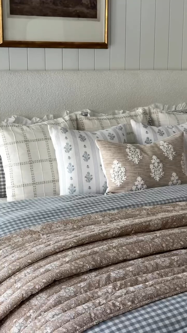This pillow launch is one of our favs!!

#LTKSeasonal #LTKHome