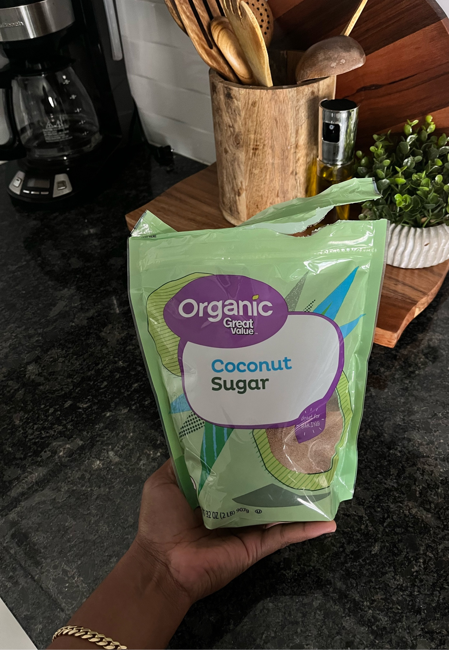 Una opción mas saludable! Azúcar de coco.

#LTKFitness #LTKStyleTip