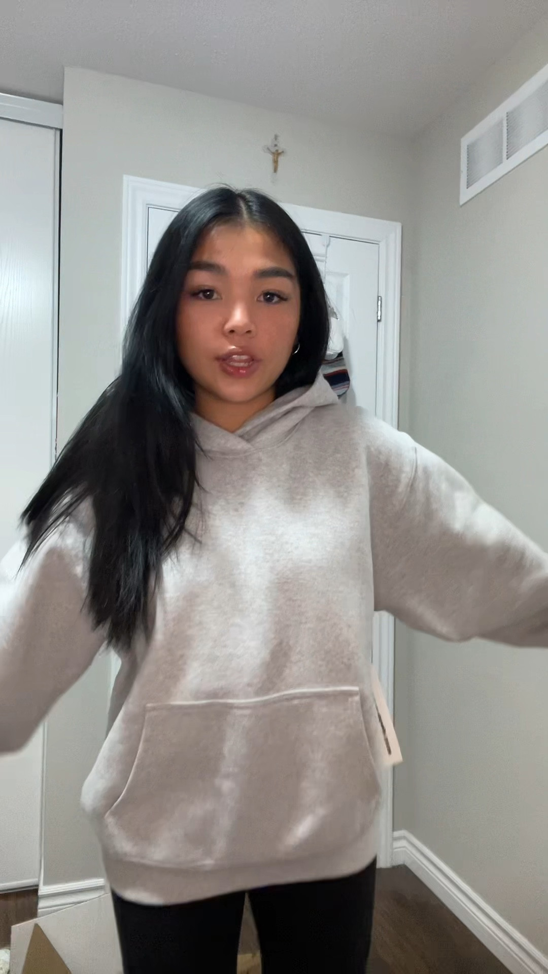 socks - size xs/s
fleece zip - size s
perfect hoodie - size L
tank top - size s
zip hoodie - size m

#LTKfindsunder100 #LTKfindsunder50 #LTKstyletip