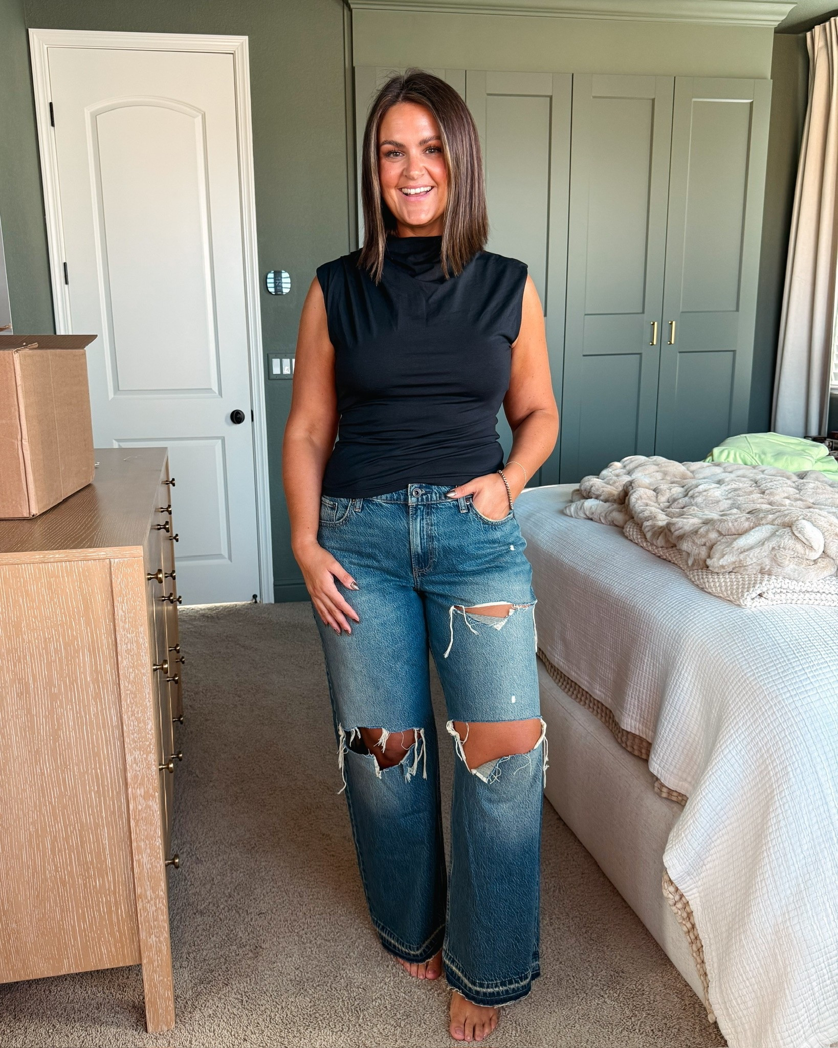Abercrombie outfit! Top is a large and jeans are a 31R!!

Fall fashion, watchnow, finds under 100, causal outfit, Courtney Hamilton

#LTKSeasonal #LTKootd #LTKMidsize