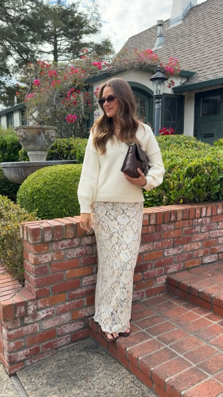 OOTN - dinner in Carmel & wearing a sweater in the middle of summer 🙌🏼

#LTKootd