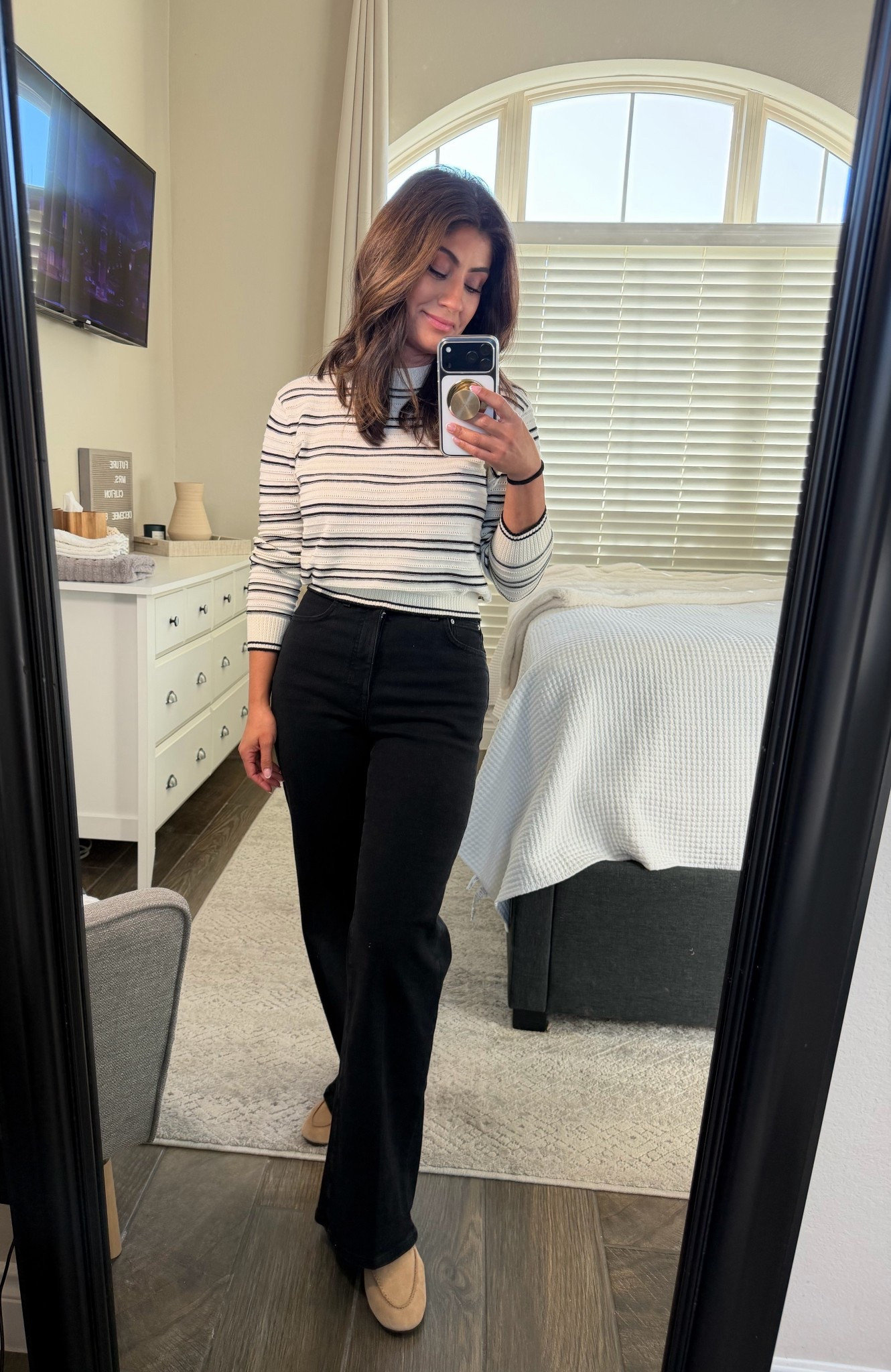 My everyday elevated errand look🤍 Effortless, comfortable but still polished  enough to pop into a meeting or lunch. 
All from @Madewell 
Fit details:
Small in the top
Size 26 in the jeans
Sized down to a 7 in the loafers. (I’m normally 7.5)
5’4 for reference 



#LTKWorkwear #LTKOver40 #LTKootd