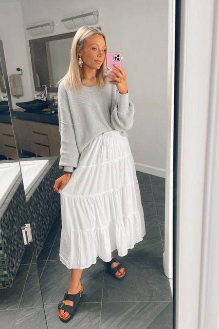 Feeling very cottage core chic for Spring today 🌸 

• Light grey sweater: Aerie (it’s cropped, so I sized up to a small)
• White tiered skirt: Aerie (xs)
• Black Birkenstock Arizona Sandals



#LTKSeasonal #LTKstyletip #LTKfindsunder100