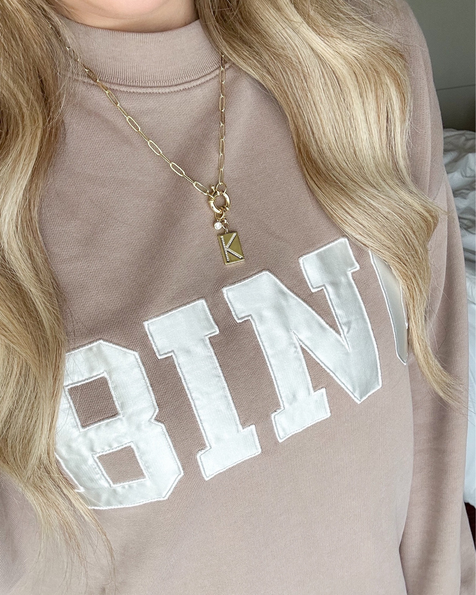 Initial necklace! Been getting so many question on this! It’s my fav nicer affordable everyday jewelry brand!

#LTKStyleTip #LTKBeauty #LTKFindsUnder50