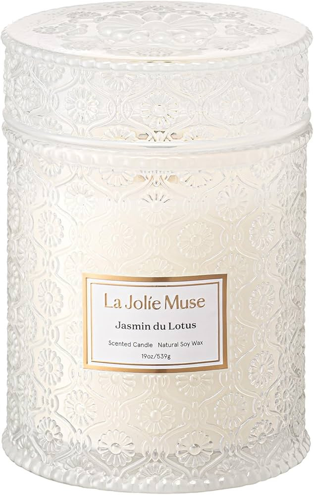 LA JOLIE MUSE Jasmin du Lotus Candle - Ivy, Jasmine, Cedarwood | 19 oz Large Wooden Wick Candle |... | Amazon (US)