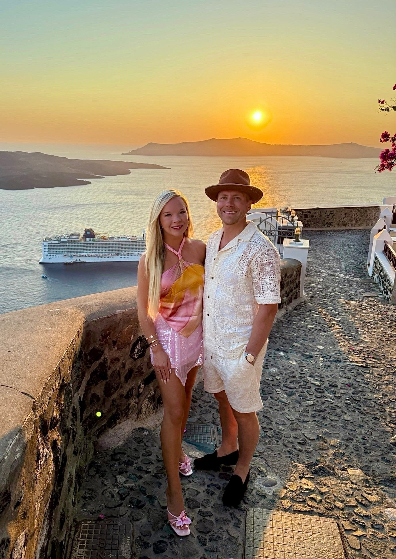 Santorini OOTN #LTKtravel #LTKeurosummer #LTKootn