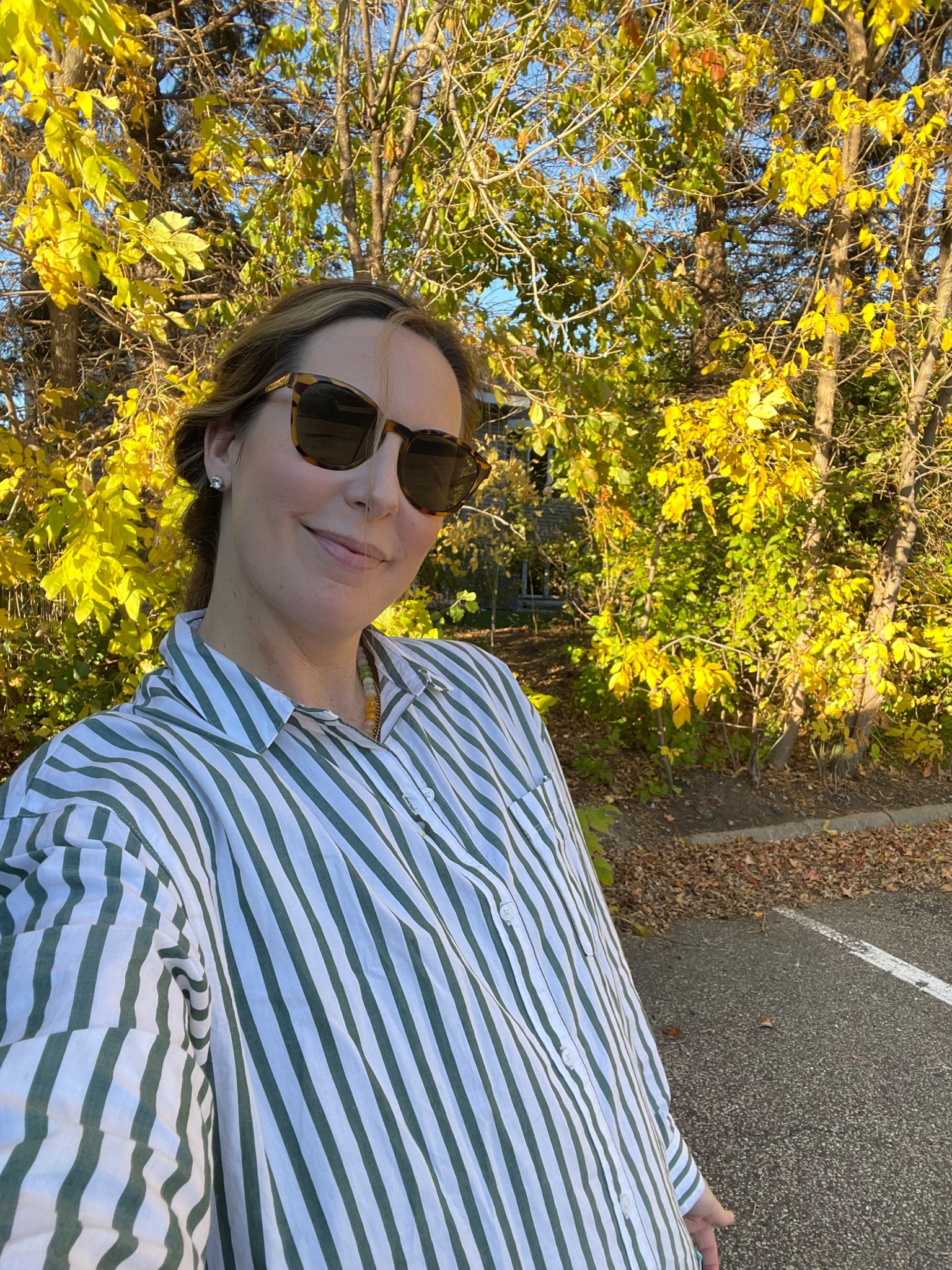 Love this big shirt! Perfect for the bump. 

#LTKSaleAlert #LTKFindsUnder50 #LTKBump